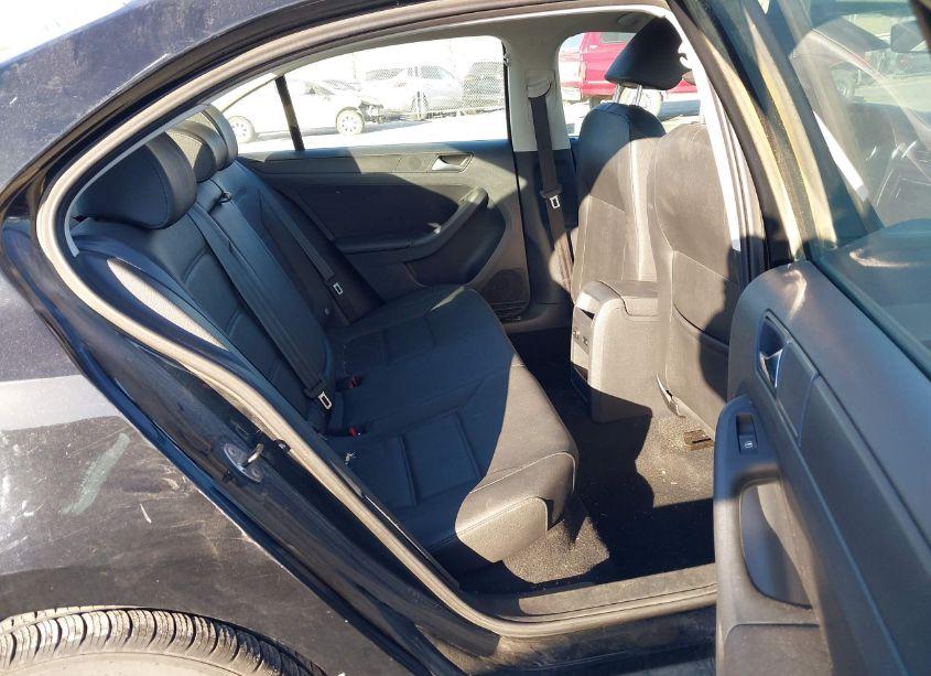 Photo 8 of 2012 Volkswagen Jetta 2.5L SE (VIN 3VWDX7AJXCM309969)