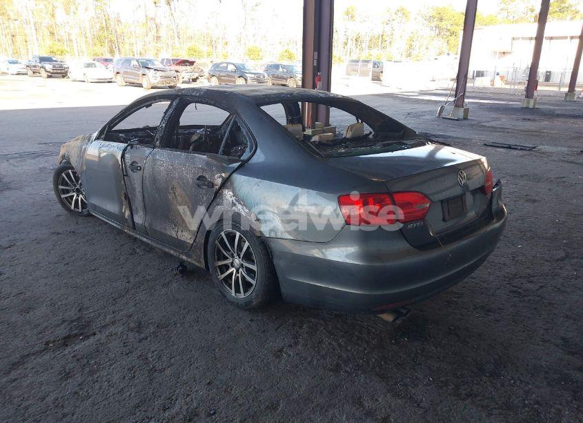 Photo 3 of 2012 Volkswagen Jetta 2.5L SE (VIN 3VWDX7AJXCM336721)