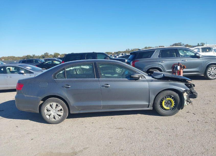 Photo 14 of 2013 Volkswagen Jetta 2.5L SE (VIN 3VWDX7AJXDM311402)