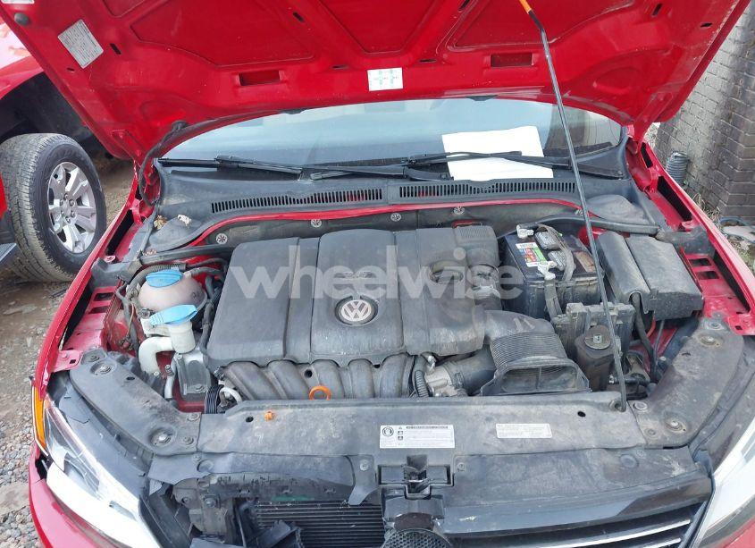 Photo 10 of 2013 Volkswagen Jetta 2.5L SE (VIN 3VWDX7AJXDM397133)