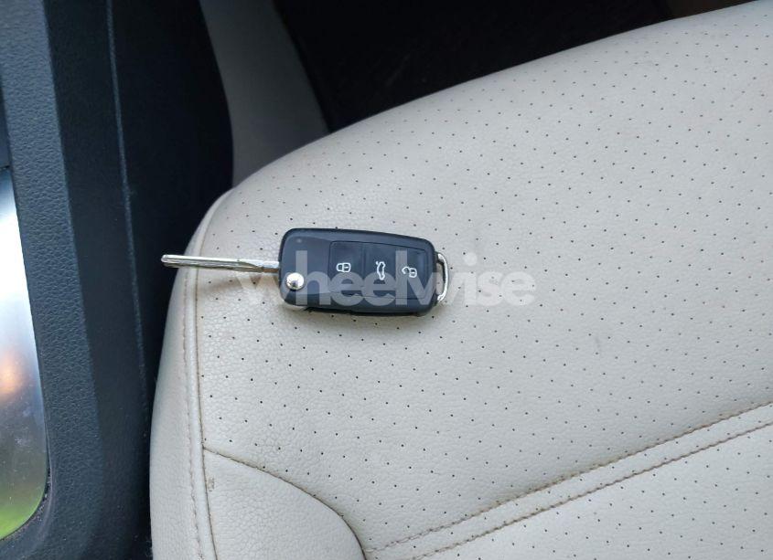 Photo 11 of 2013 Volkswagen Jetta 2.5L SE (VIN 3VWDX7AJXDM397133)