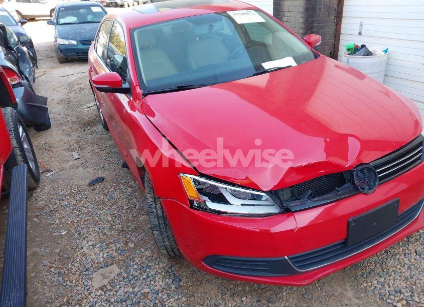 Photo 12 of 2013 Volkswagen Jetta 2.5L SE (VIN 3VWDX7AJXDM397133)