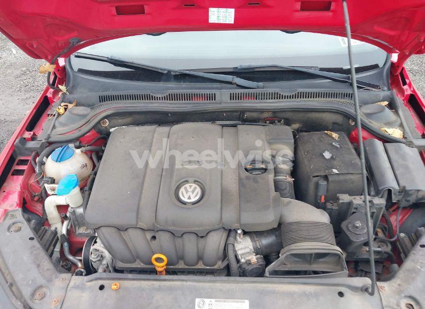 Photo 10 of 2011 Volkswagen Jetta 2.5L SE (VIN 3VWDZ7AJ0BM061238)