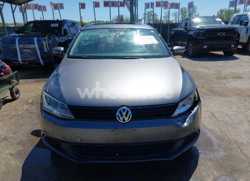 Photo 12 of 2011 Volkswagen Jetta 2.5L SE (VIN 3VWDZ7AJ0BM306023)