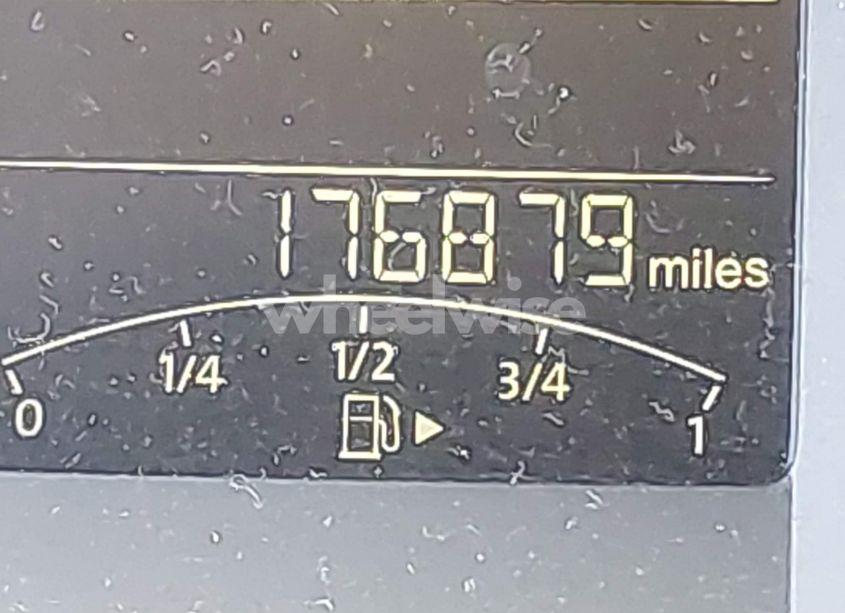 Photo 15 of 2011 Volkswagen Jetta 2.5L SE (VIN 3VWDZ7AJ0BM306023)