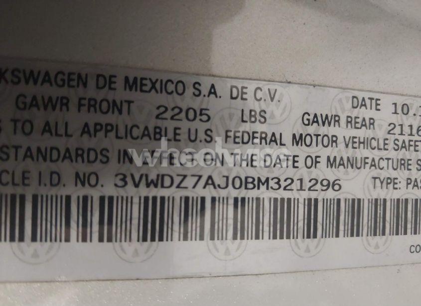 Photo 9 of 2011 Volkswagen Jetta 2.5L SE (VIN 3VWDZ7AJ0BM321296)