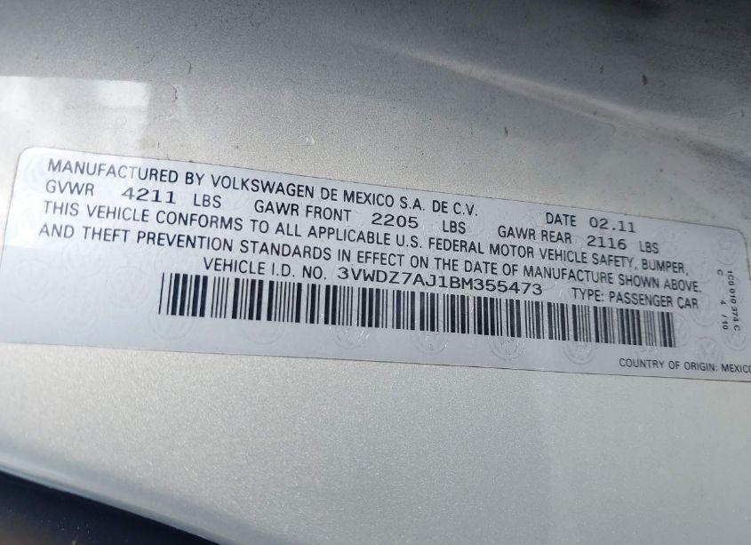 Photo 9 of 2011 Volkswagen Jetta 2.5L SE (VIN 3VWDZ7AJ1BM355473)