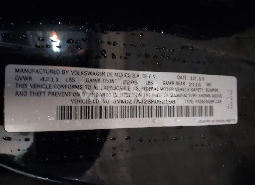 Photo 9 of 2011 Volkswagen Jetta 2.5L SE (VIN 3VWDZ7AJ2BM052198)