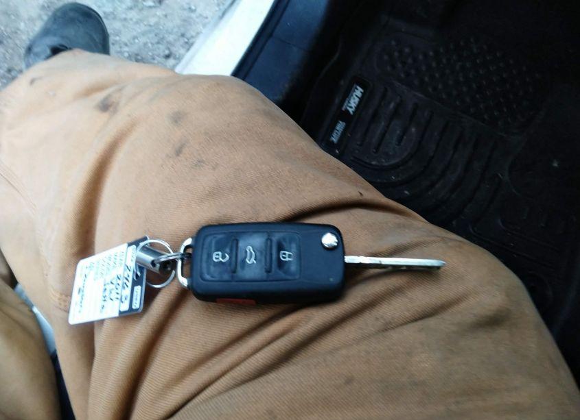 Photo 11 of 2011 Volkswagen Jetta 2.5L SE (VIN 3VWDZ7AJ2BM301387)