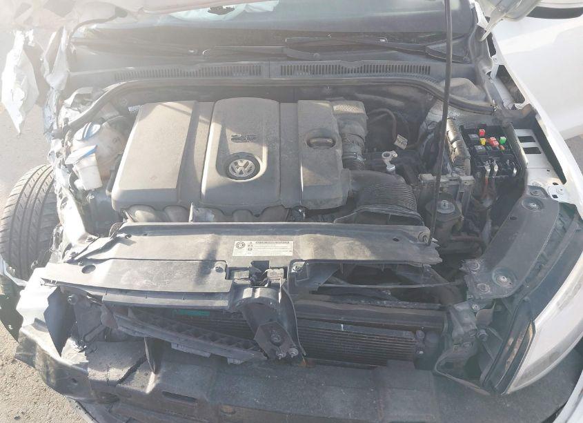 Photo 10 of 2011 Volkswagen Jetta 2.5L SE (VIN 3VWDZ7AJ2BM315340)