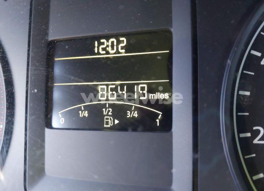 Photo 15 of 2011 Volkswagen Jetta 2.5L SE (VIN 3VWDZ7AJ2BM330064)