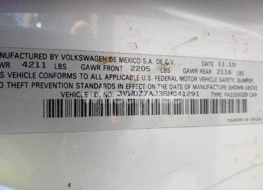 Photo 9 of 2011 Volkswagen Jetta 2.5L SE (VIN 3VWDZ7AJ3BM041291)