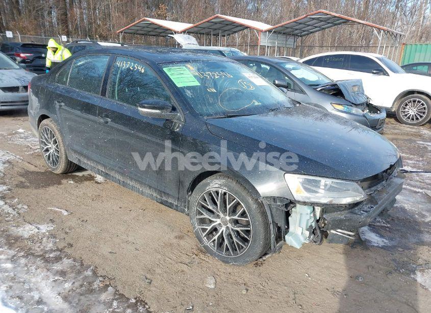 2011 Volkswagen Jetta 2.5L SE (VIN 3VWDZ7AJ3BM351022) main photo