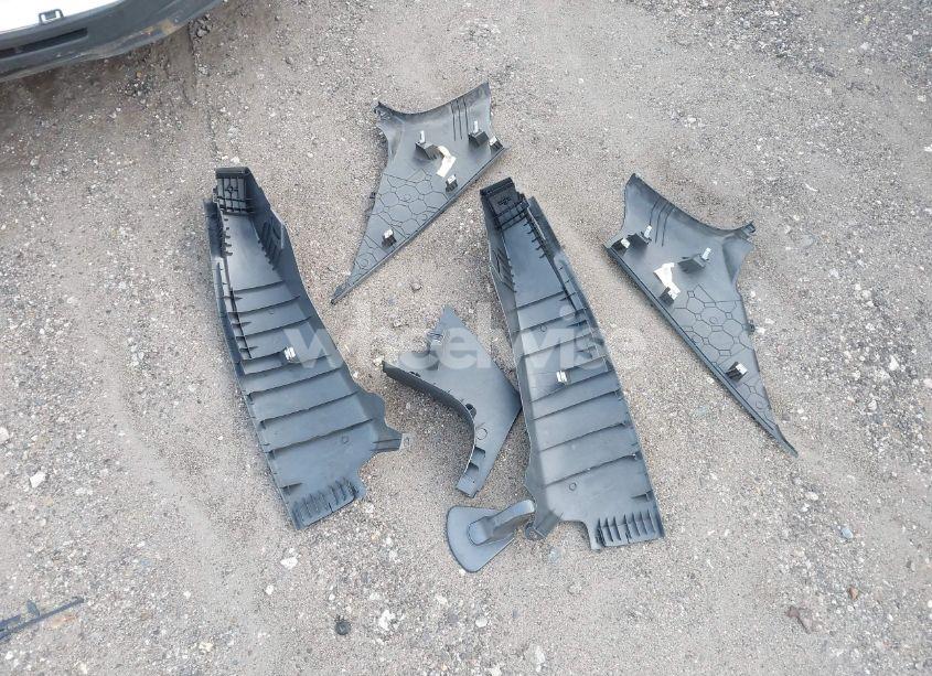 Photo 12 of 2011 Volkswagen Jetta 2.5L SE (VIN 3VWDZ7AJ3BM375952)