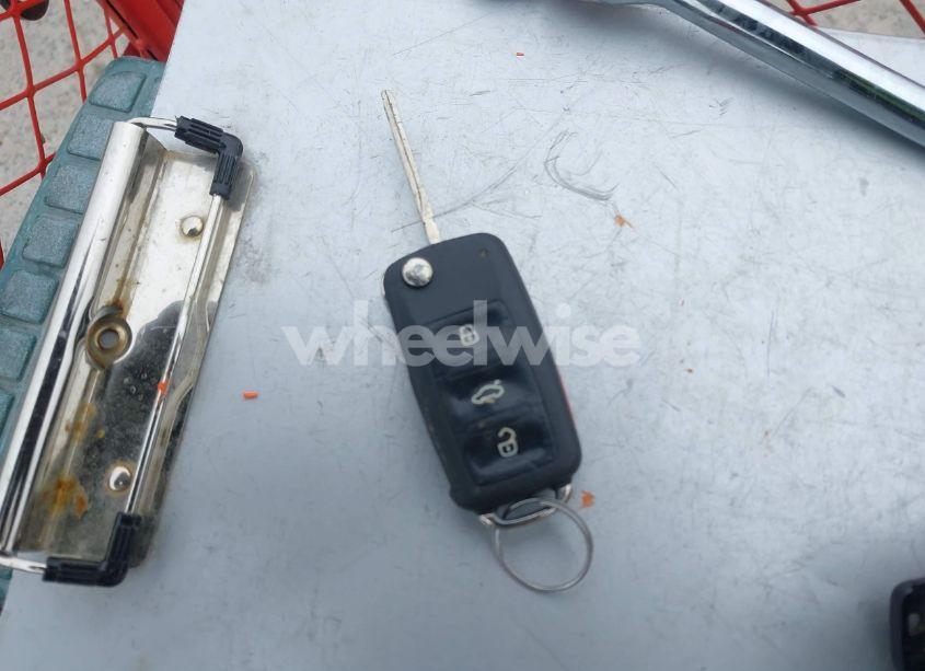 Photo 11 of 2011 Volkswagen Jetta 2.5L SE (VIN 3VWDZ7AJ5BM377346)