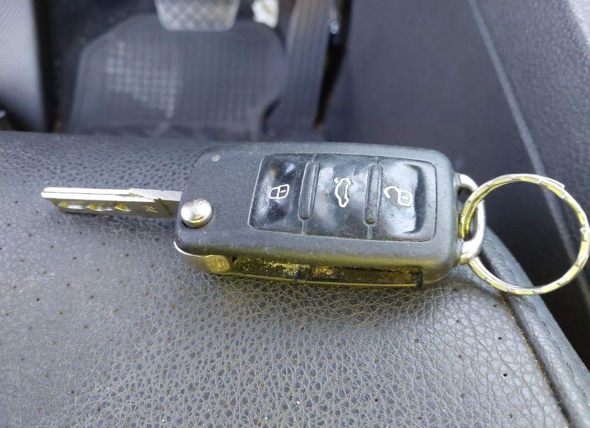 Photo 11 of 2011 Volkswagen Jetta 2.5L SE (VIN 3VWDZ7AJ5BM399041)