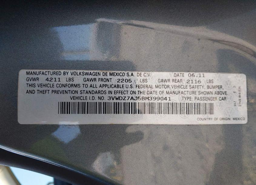 Photo 9 of 2011 Volkswagen Jetta 2.5L SE (VIN 3VWDZ7AJ5BM399041)