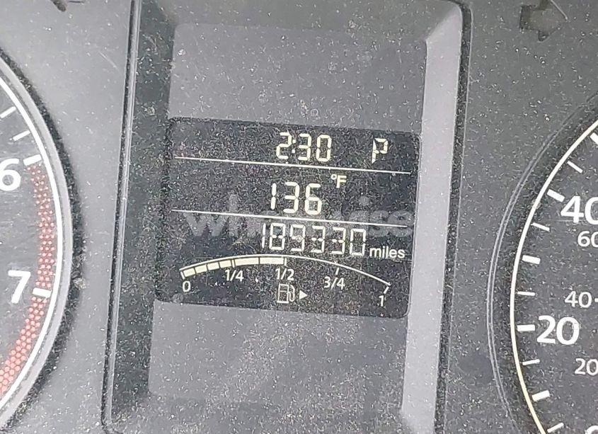 Photo 16 of 2011 Volkswagen Jetta 2.5L SE (VIN 3VWDZ7AJ6BM317592)