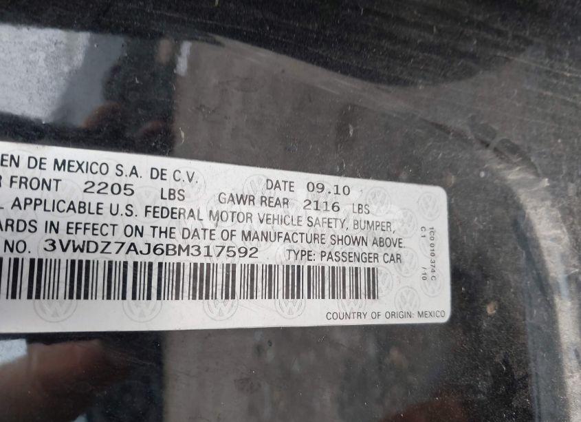 Photo 9 of 2011 Volkswagen Jetta 2.5L SE (VIN 3VWDZ7AJ6BM317592)