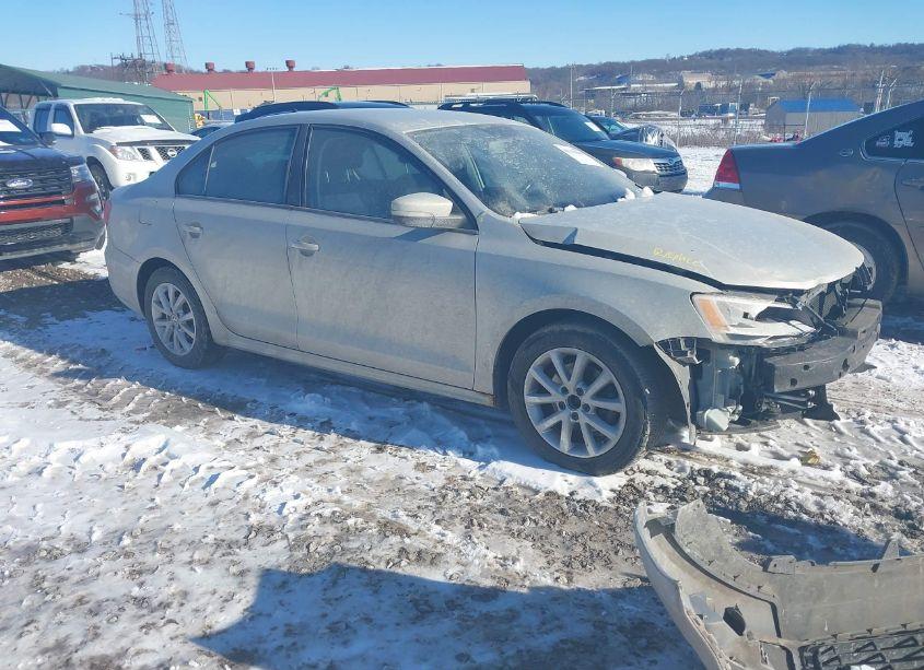 2011 Volkswagen Jetta 2.5L SE (VIN 3VWDZ7AJ6BM336255) main photo