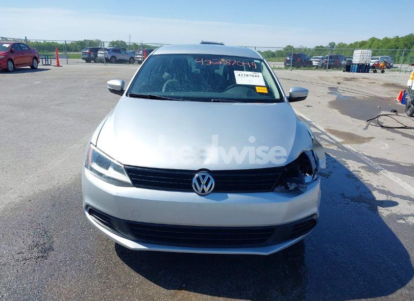 Photo 12 of 2011 Volkswagen Jetta 2.5L SE (VIN 3VWDZ7AJ6BM346719)