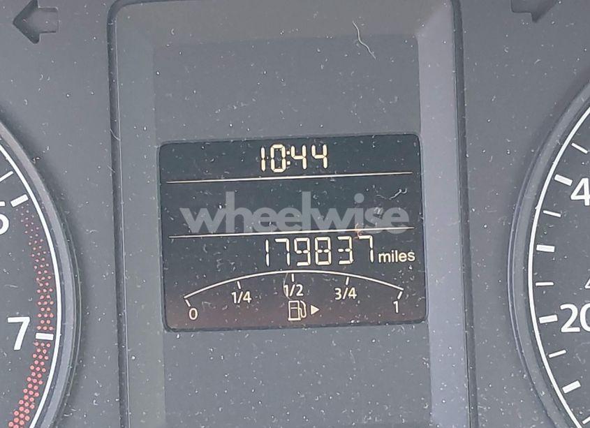 Photo 15 of 2011 Volkswagen Jetta 2.5L SE (VIN 3VWDZ7AJ6BM346719)