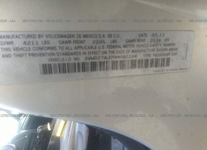 Photo 9 of 2011 Volkswagen Jetta 2.5L SE (VIN 3VWDZ7AJ7BM082104)