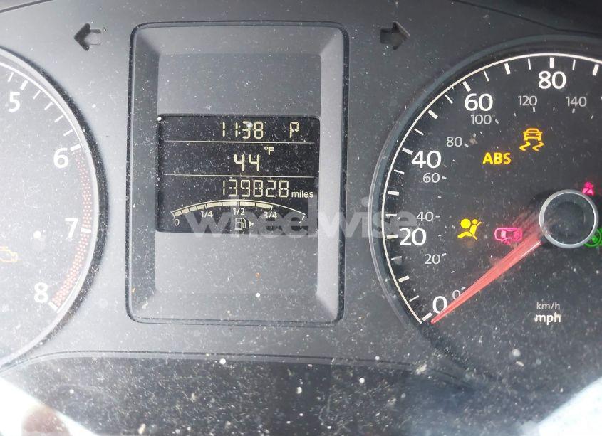 Photo 15 of 2011 Volkswagen Jetta 2.5L SE (VIN 3VWDZ7AJ7BM368275)