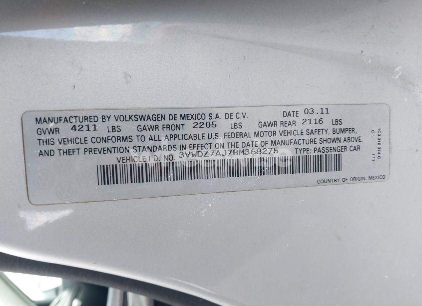 Photo 9 of 2011 Volkswagen Jetta 2.5L SE (VIN 3VWDZ7AJ7BM368275)