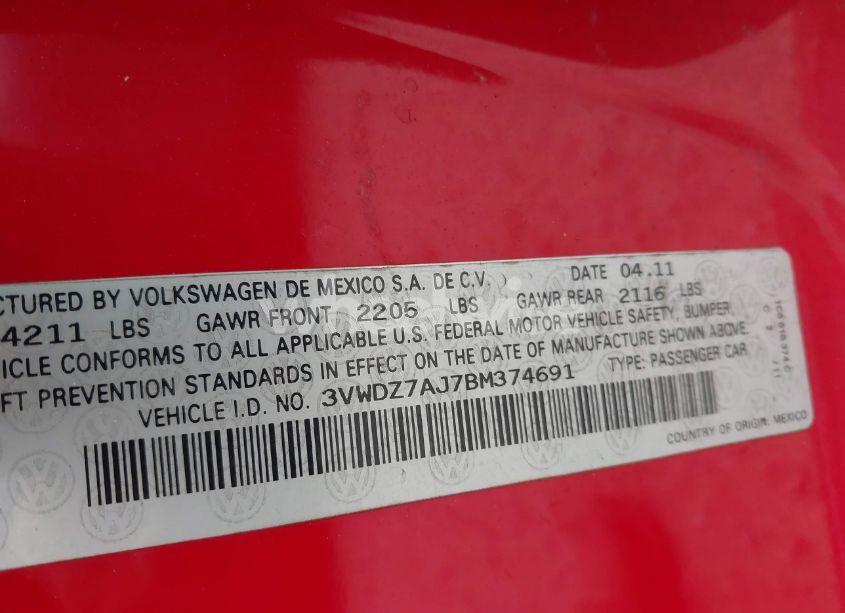 Photo 9 of 2011 Volkswagen Jetta 2.5L SE (VIN 3VWDZ7AJ7BM374691)