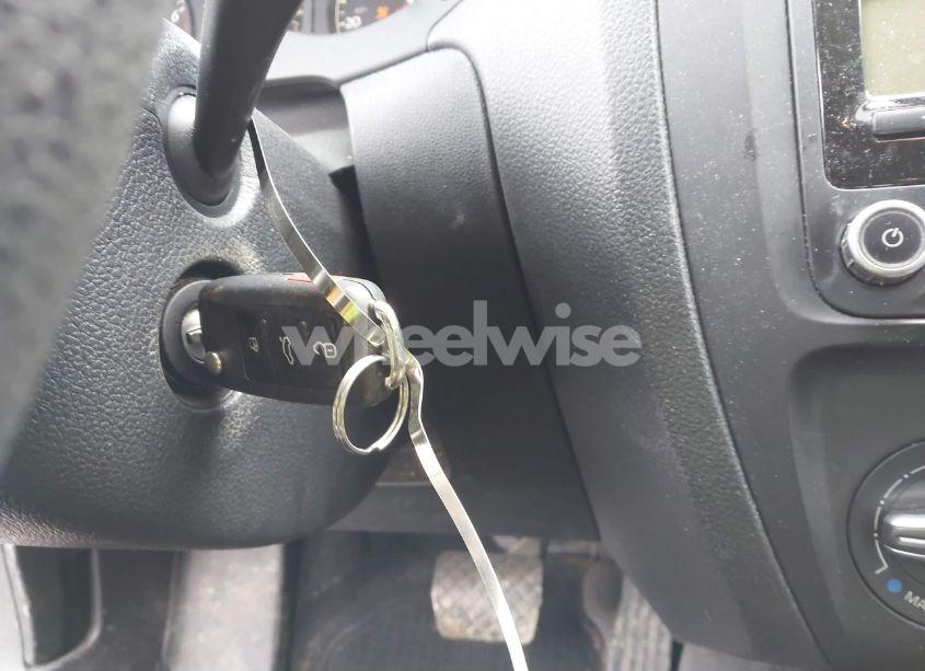 Photo 11 of 2011 Volkswagen Jetta 2.5L SE (VIN 3VWDZ7AJ7BM381317)