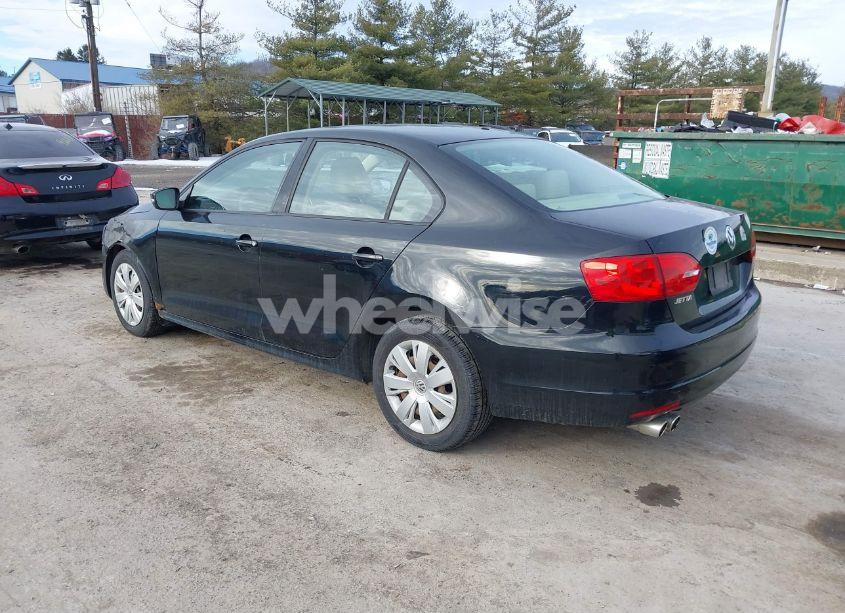 Photo 3 of 2011 Volkswagen Jetta 2.5L SE (VIN 3VWDZ7AJ7BM383262)