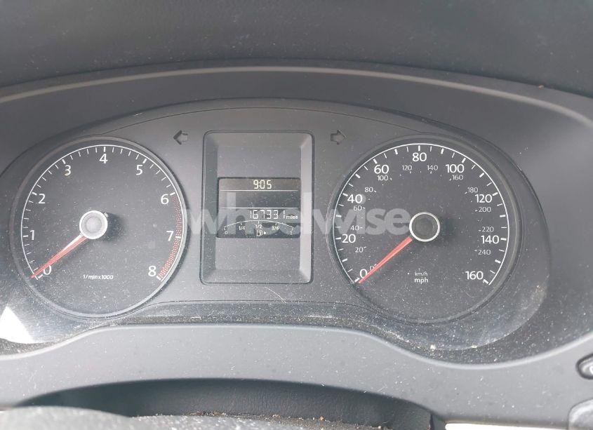 Photo 7 of 2011 Volkswagen Jetta 2.5L SE (VIN 3VWDZ7AJ7BM383262)