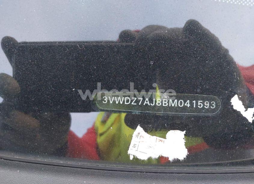 Photo 12 of 2011 Volkswagen Jetta 2.5L SE (VIN 3VWDZ7AJ8BM041593)