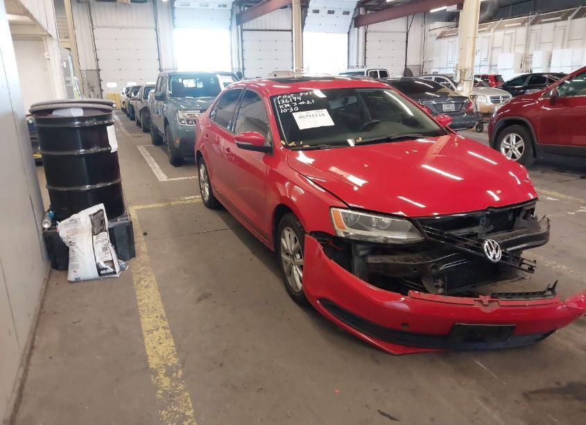 2011 Volkswagen Jetta 2.5L SE (VIN 3VWDZ7AJ8BM084427) main photo