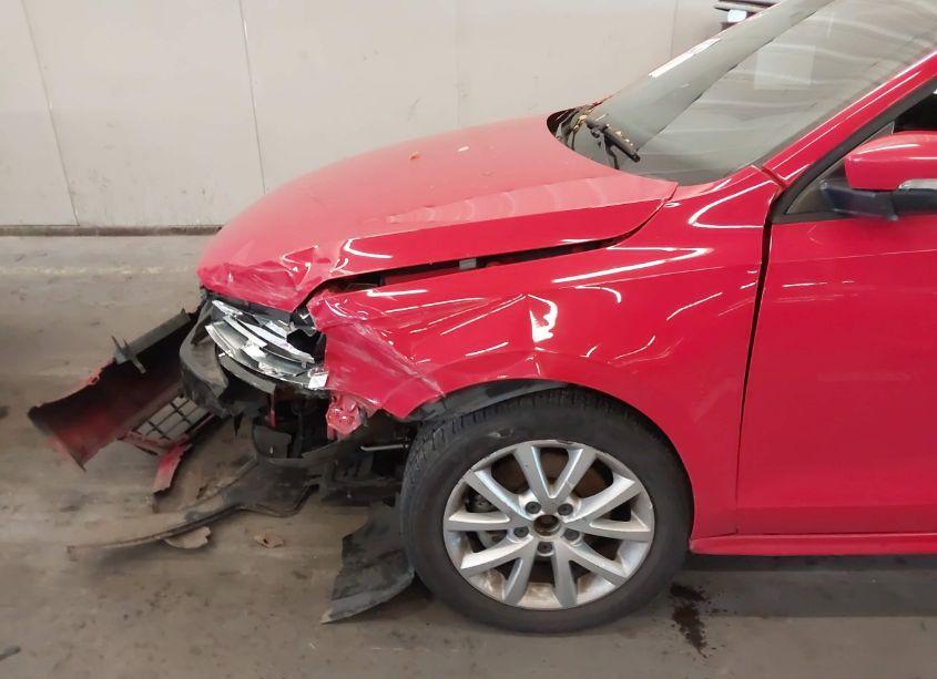 Photo 6 of 2011 Volkswagen Jetta 2.5L SE (VIN 3VWDZ7AJ8BM084427)