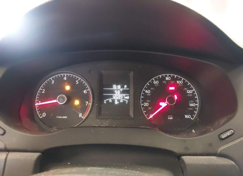 Photo 7 of 2011 Volkswagen Jetta 2.5L SE (VIN 3VWDZ7AJ8BM084427)