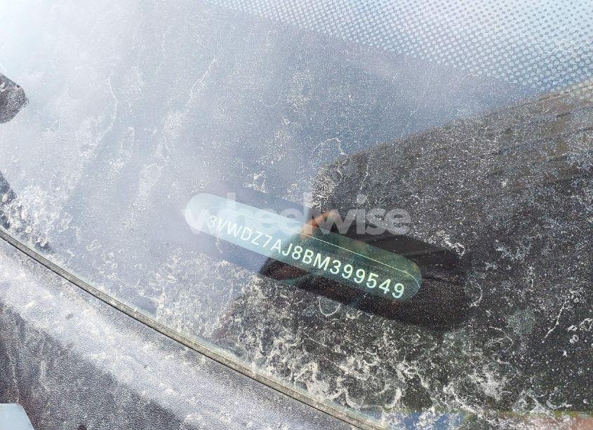 Photo 9 of 2011 Volkswagen Jetta 2.5L SE (VIN 3VWDZ7AJ8BM399549)