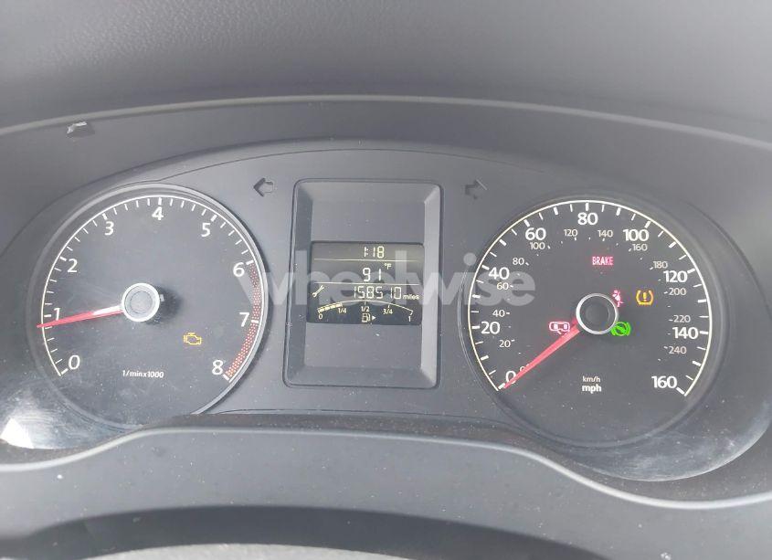 Photo 7 of 2011 Volkswagen Jetta 2.5L SE (VIN 3VWDZ7AJ9BM324911)