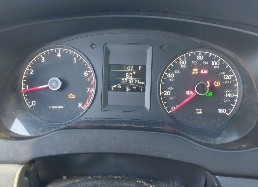 Photo 7 of 2011 Volkswagen Jetta 2.5L SE (VIN 3VWDZ7AJ9BM329378)