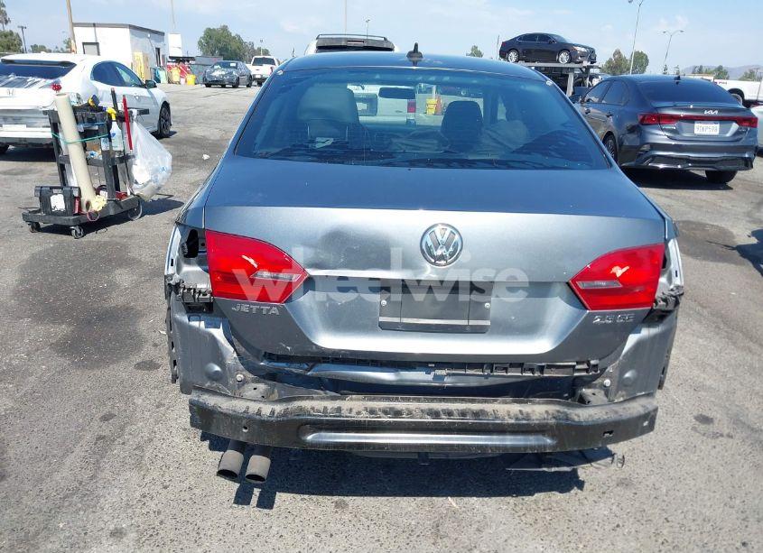 Photo 17 of 2011 Volkswagen Jetta 2.5L SE (VIN 3VWDZ7AJXBM011639)