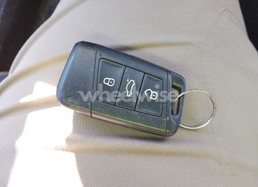 Photo 11 of 2019 Volkswagen Jetta 1.4T SEL (VIN 3VWE57BU0KM068781)