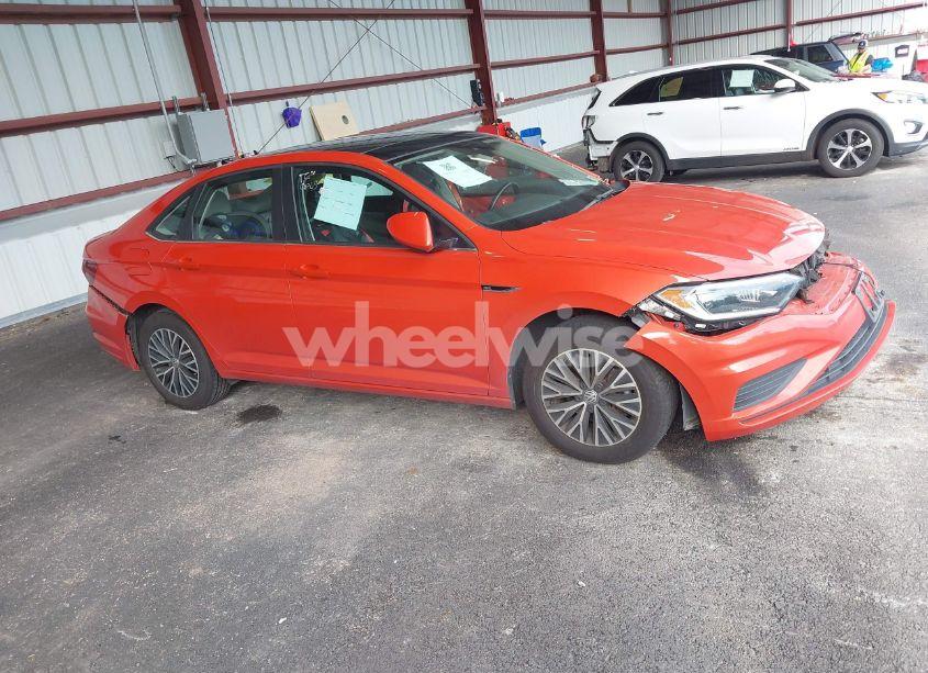 2019 Volkswagen Jetta 1.4T SEL (VIN 3VWE57BU0KM070627) main photo