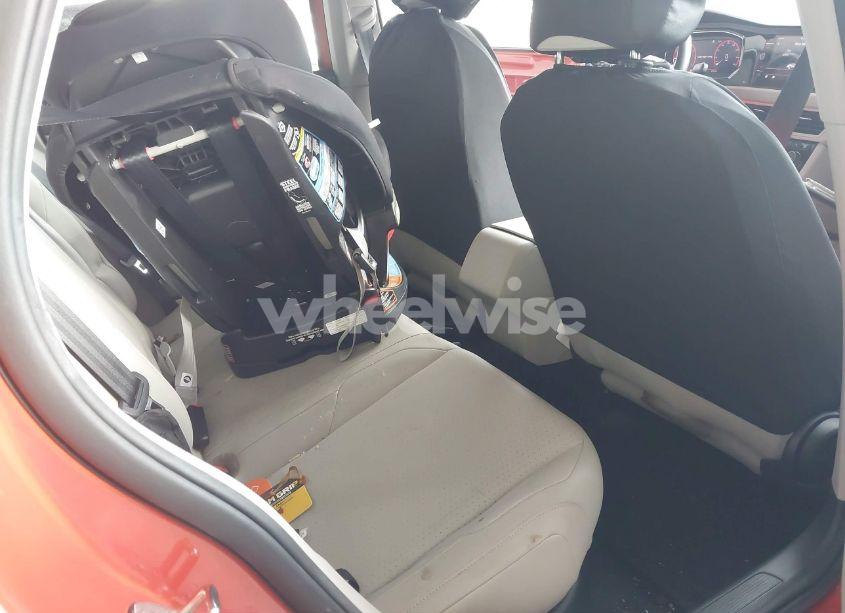 Photo 8 of 2019 Volkswagen Jetta 1.4T SEL (VIN 3VWE57BU0KM070627)