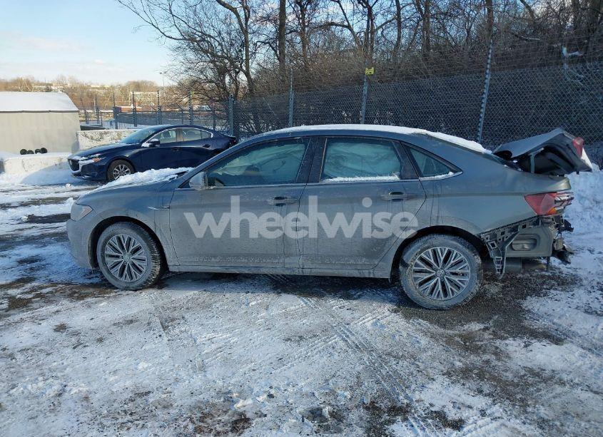 Photo 15 of 2019 Volkswagen Jetta 1.4T SEL (VIN 3VWE57BU0KM085094)