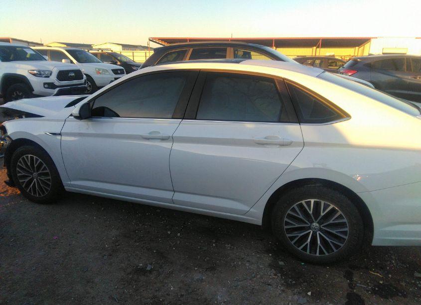 Photo 15 of 2019 Volkswagen Jetta 1.4T SEL (VIN 3VWE57BU0KM103027)