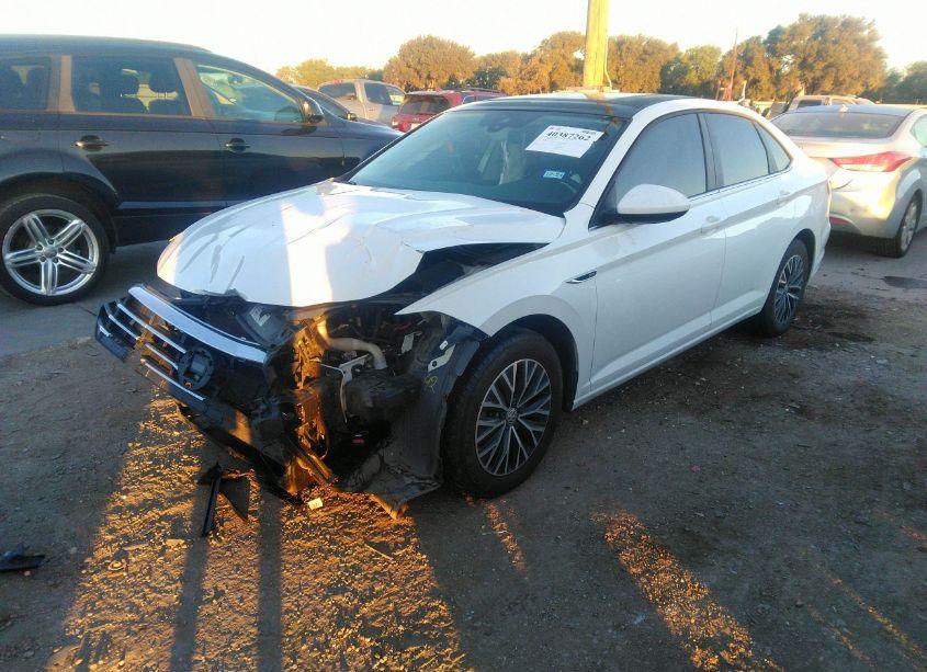 Photo 2 of 2019 Volkswagen Jetta 1.4T SEL (VIN 3VWE57BU0KM103027)