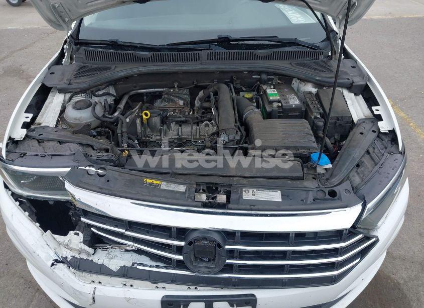 Photo 10 of 2019 Volkswagen Jetta 1.4T SEL (VIN 3VWE57BU1KM038656)