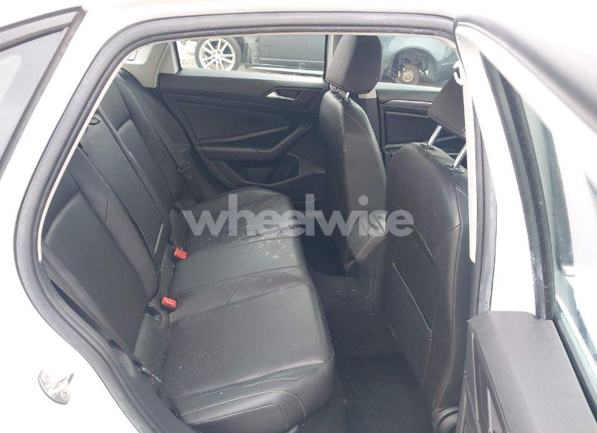 Photo 8 of 2019 Volkswagen Jetta 1.4T SEL (VIN 3VWE57BU1KM038656)