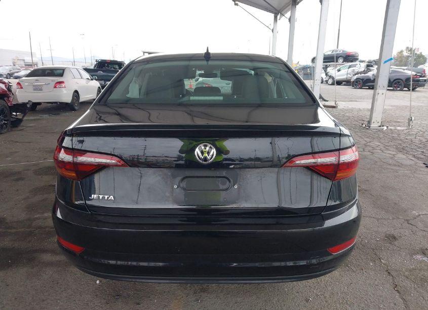 Photo 17 of 2019 Volkswagen Jetta SEL (VIN 3VWE57BU1KM040293)